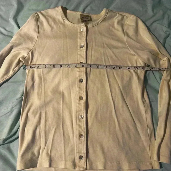 L.L. Bean Pima cotton button up cardigan top. Cream. Sz: XS. Soft. Long sleeve. - Picture 8 of 10